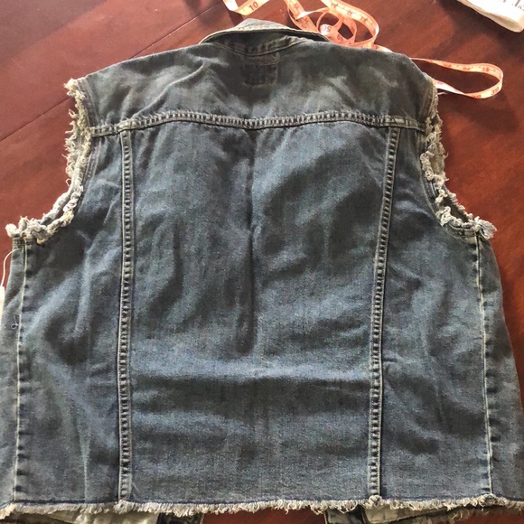 Vintage Denim Vest - Picture 8 of 10